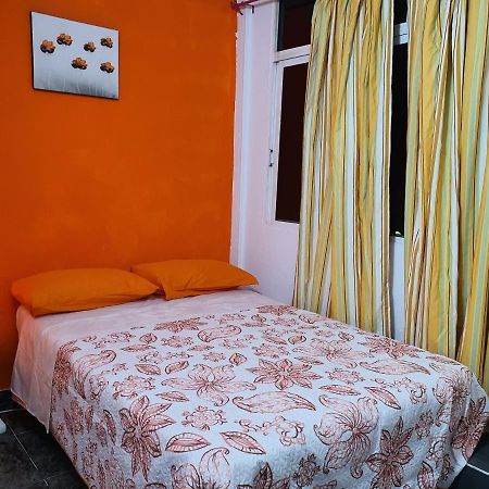 Full Flats And Rooms With Shared Toilet Wifi Free San Fernando Playa del Inglés Eksteriør bilde