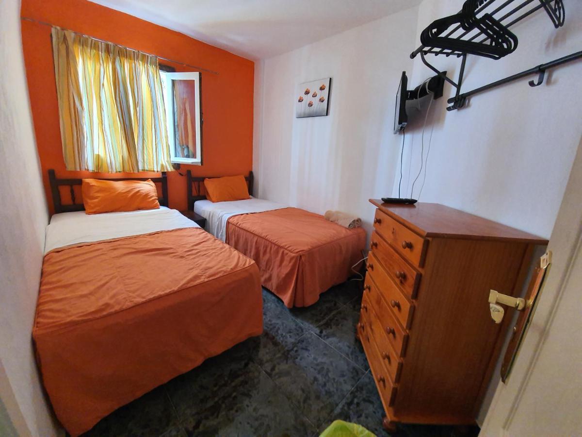 Full Flats And Rooms With Shared Toilet Wifi Free San Fernando Playa del Inglés Eksteriør bilde